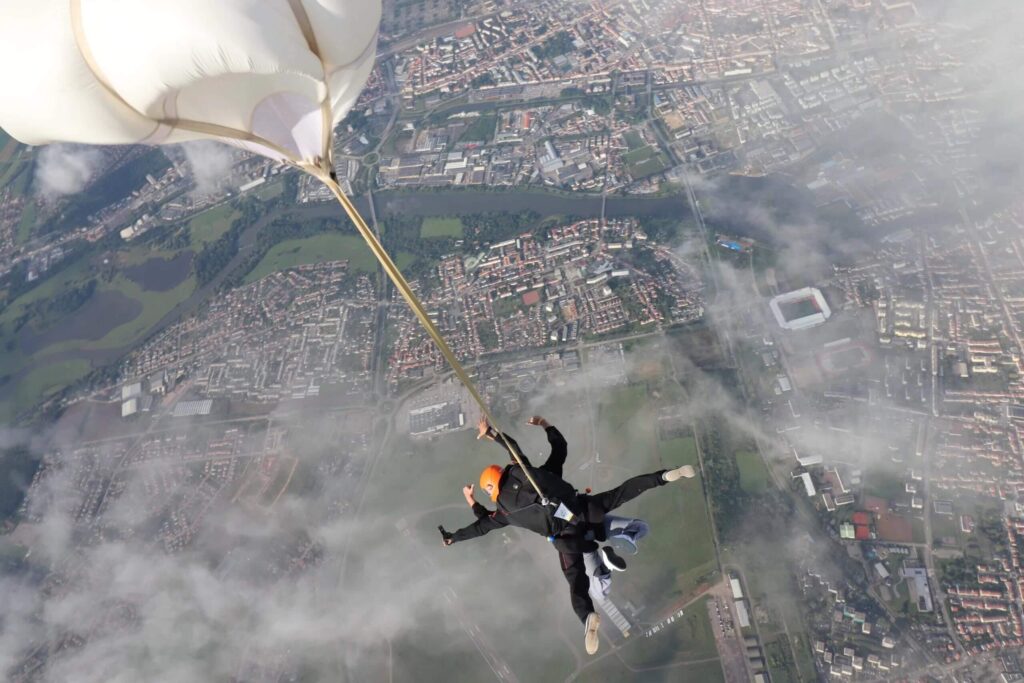 saut-parachute-au-dessus-de-Nancy